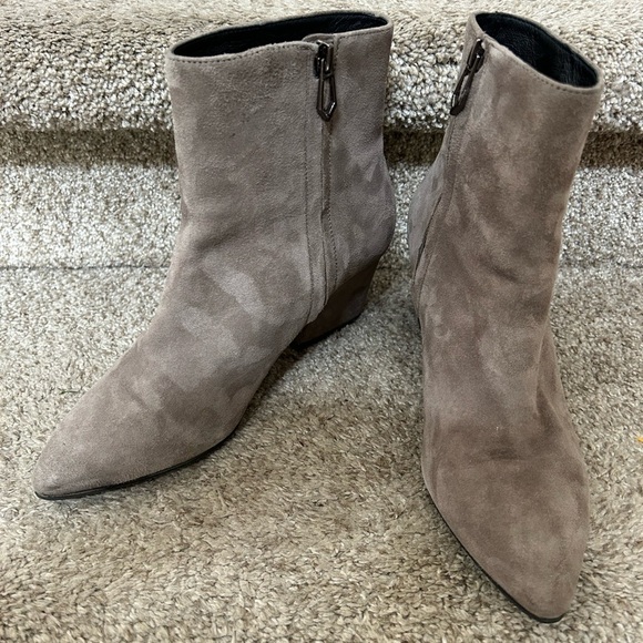 Botkier Sasha Suede Pointed Toe taupe grey Bootie. EUC. 7.5. Suede heel. Classic - Picture 2 of 15
